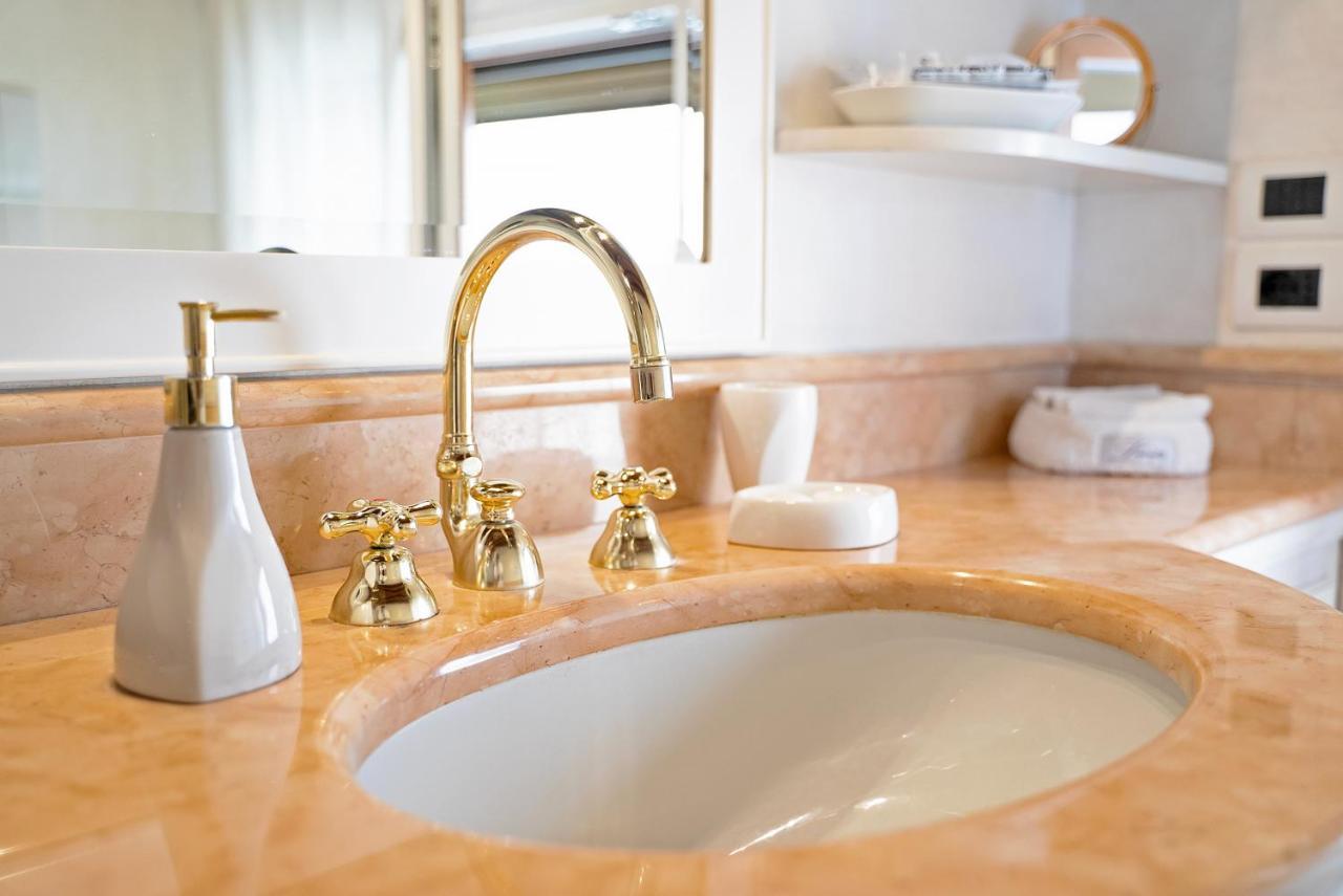 Mini Suite Deluxe Isola Di Mezzo Treviso Kültér fotó